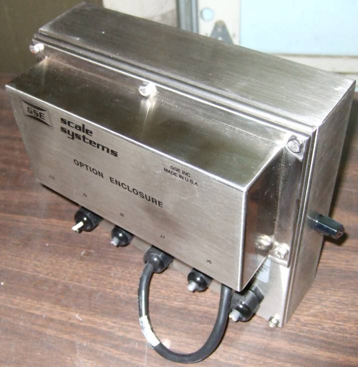 Picture of box installed on back of 651